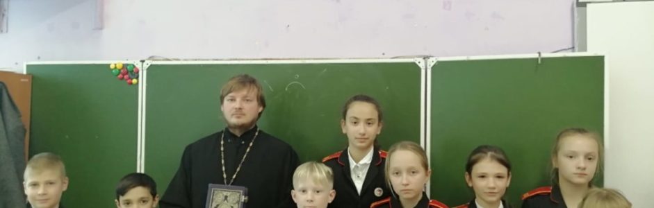 В рамках Дня православной книги священник провел мастер-класс